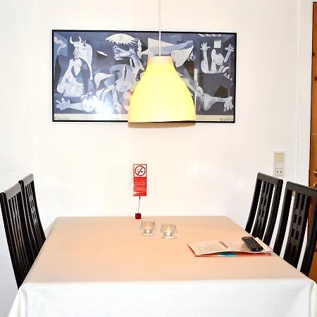 Bbroskilde Bed & Breakfast *