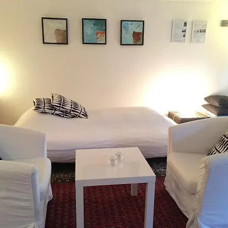 Bed & Breakfast Bbroskilde *