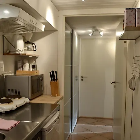 Bed & Breakfast Bbroskilde *